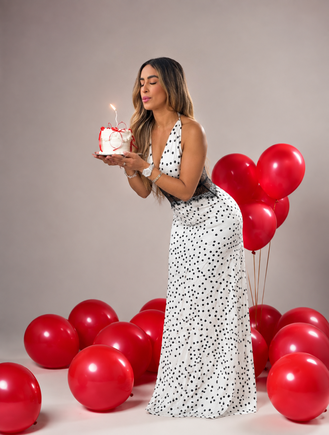 Amélie Lace Maxi Dress